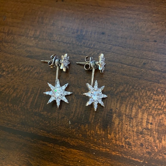 Bagatiba Star silver drop earrings - Picture 2 of 3